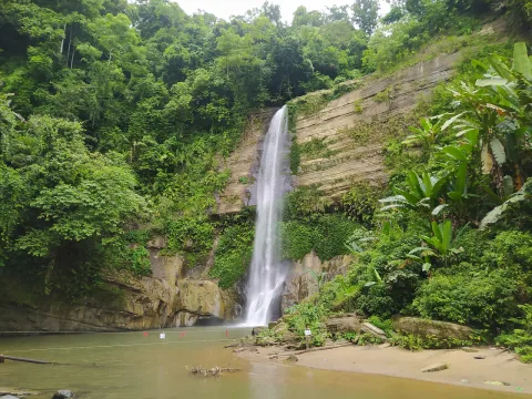 মাধবকুণ্ড জলপ্রপাত