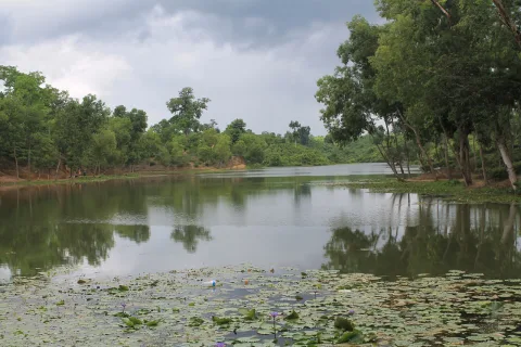 মাধবপুর লেক
