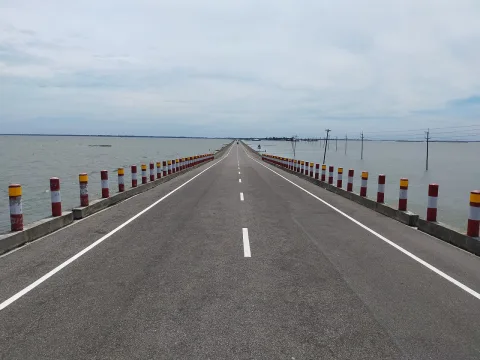ইটনা-মিঠামইন-অষ্টগ্রাম অলওয়েদার সড়ক